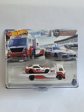 Hot Wheels - 21 Toyota GR Supra & Aero Lift - Team Transport