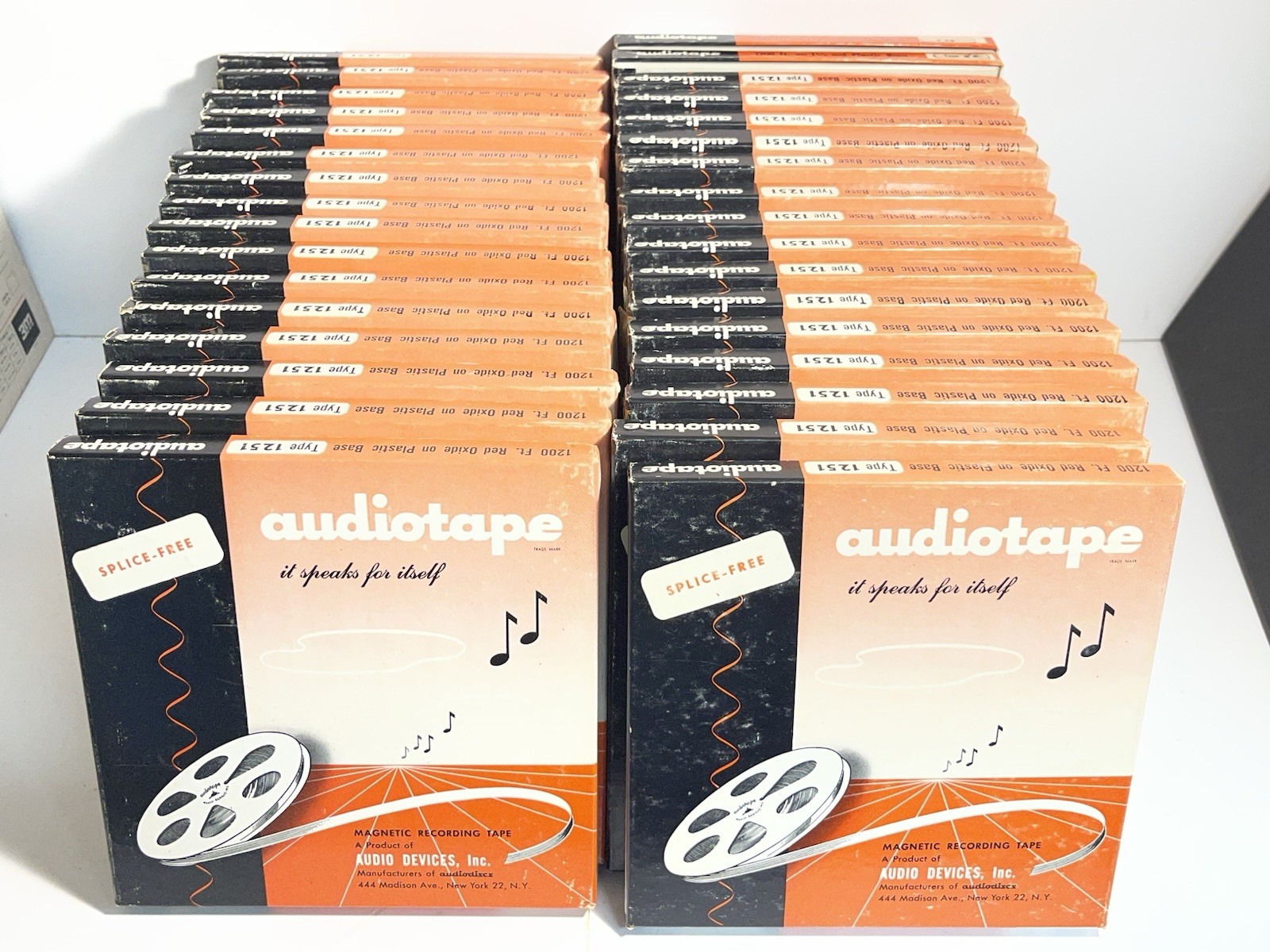 LOT OF 33 - USED - 7"  REEL TO REEL TAPES - AUDIO DEVICE - CLASSICAL MUSIC