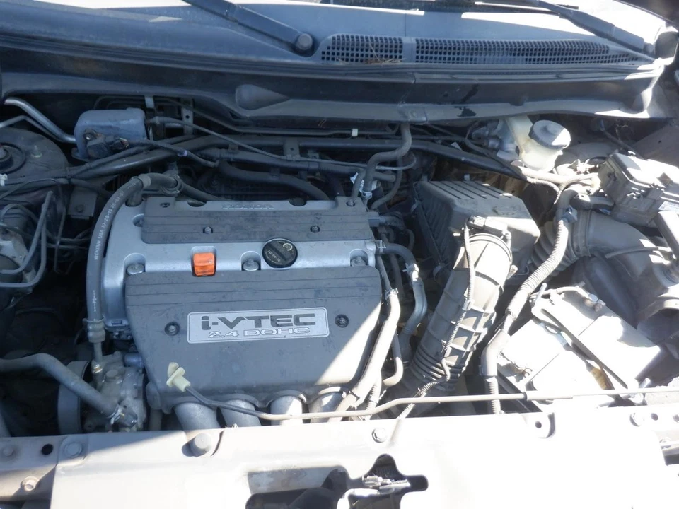 Used Air Cleaner Assembly fits: 2008 Honda Element 2.4L 4 cylinder Grade A - Image 2 of 4