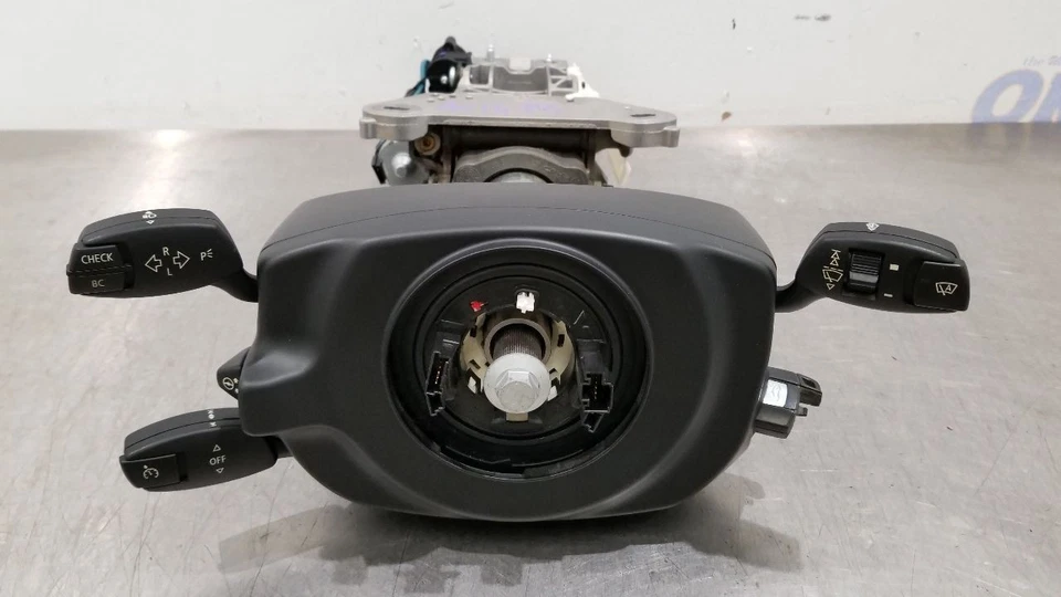 07 MONTAJE COLUMNA DIRECCIÓN BMW M6 E63 Foto 2 de 4