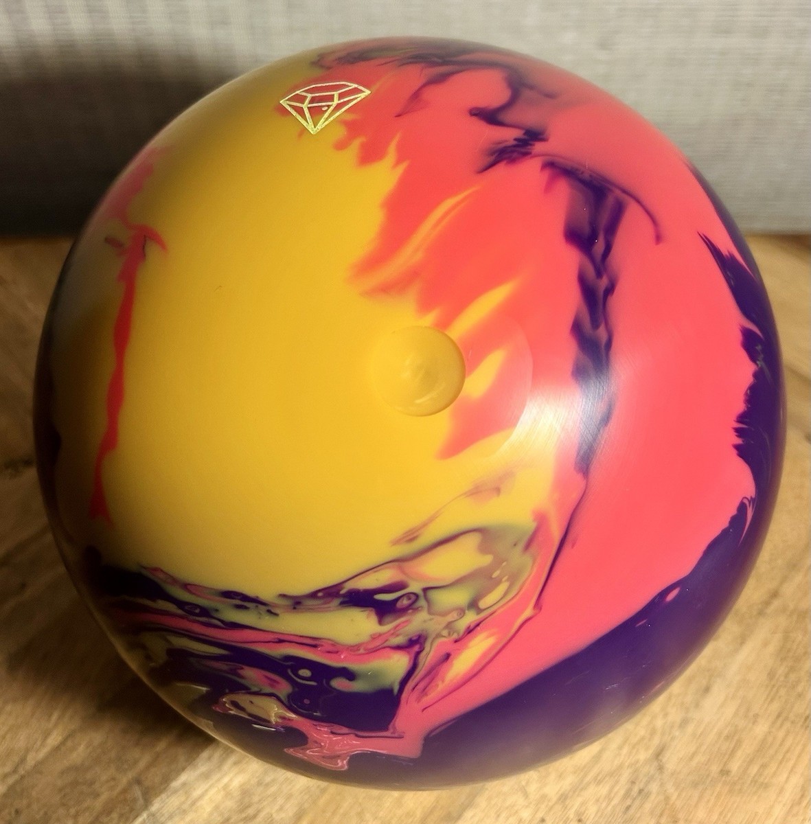 Roto Grip Gem Bowling Ball NIB Undrilled 1st Quality 15lbs 3oz