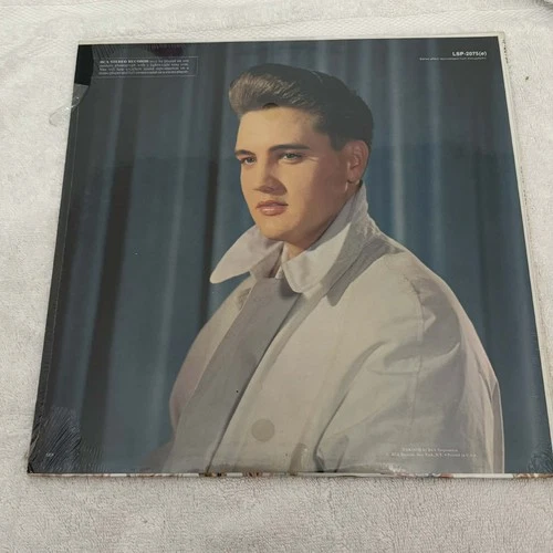 Vintage Record  - Elvis Presley - Elvis' Gold Records Volume 2. (Still Sealed)