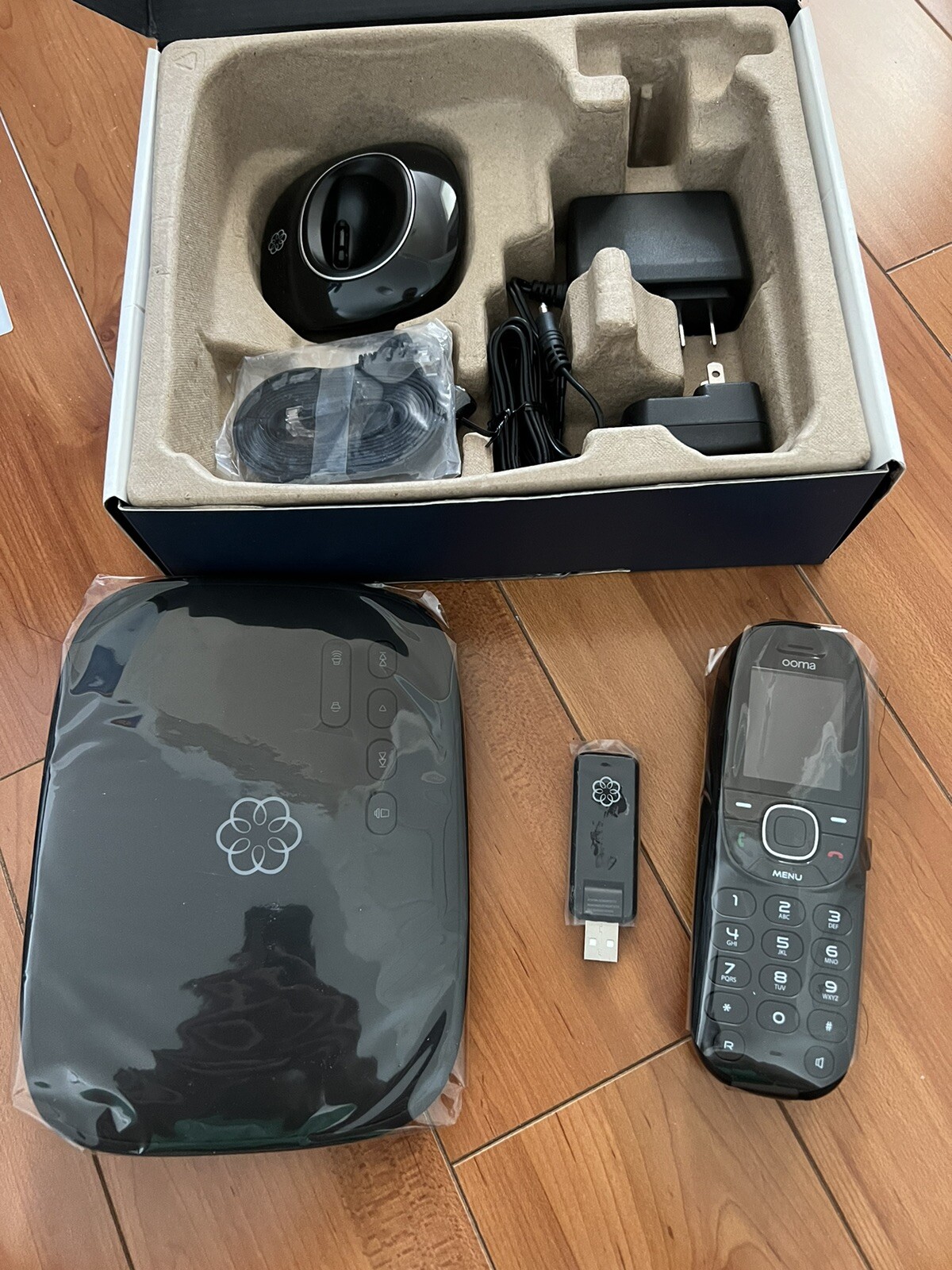 Ooma VoIP Telo HD2 Handset & Wireless + Bluetooth Adapter Home Phone Service