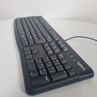 Logitech K120 USB Plug and Play Tastatur | Schwarz 