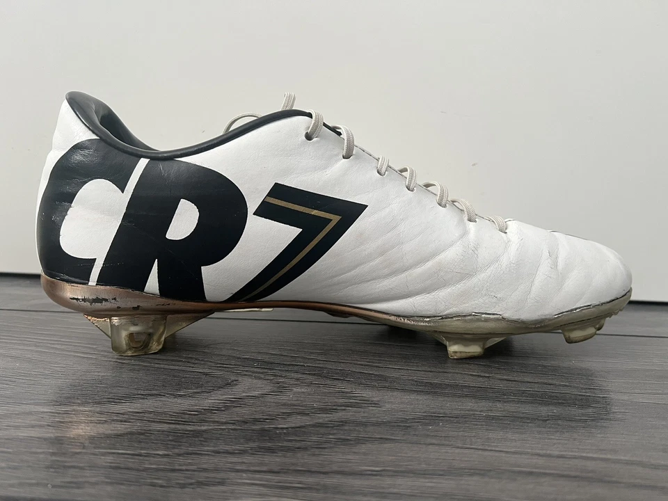 Nike Mercurial Vapor IX CR7 Edition - Image 4 of 4
