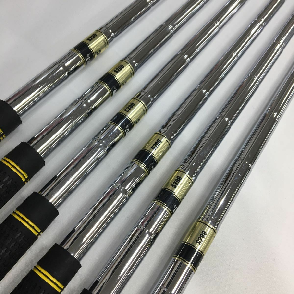 Golf Iron Set Akira Prototype KS-301 Dynamic Gold S200 6pcs 5-P