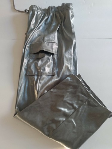 "Showtime Creations" Girls Silver Dance/Costume Pants  W-19-25/nseam-25/L-32"VGC