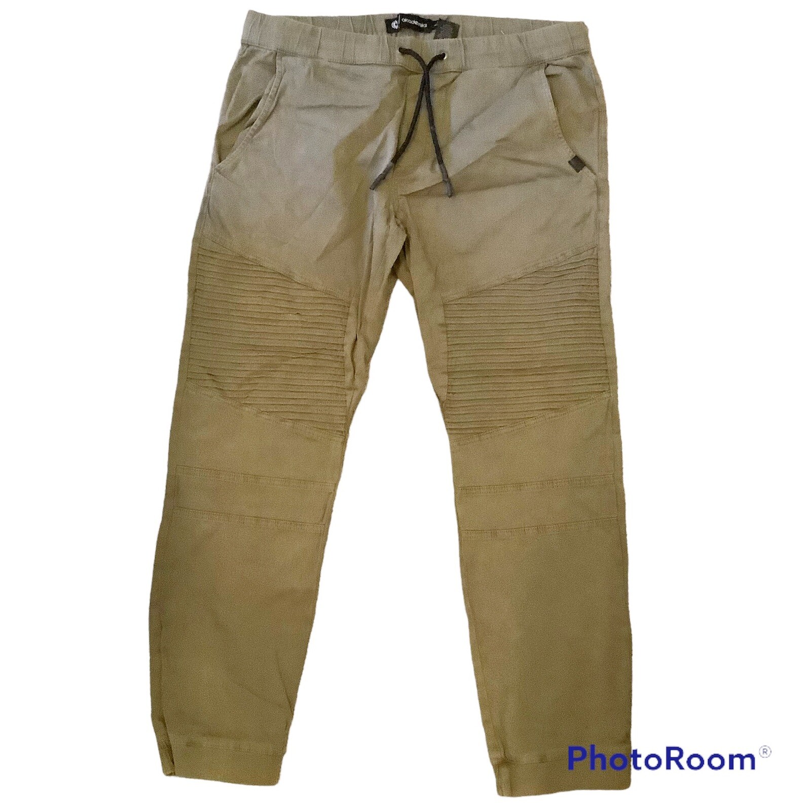 Akademiks 90s Hip Hop Joggers for Men in L Khaki Green-image