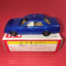 Tomica Nissan Cima (China)