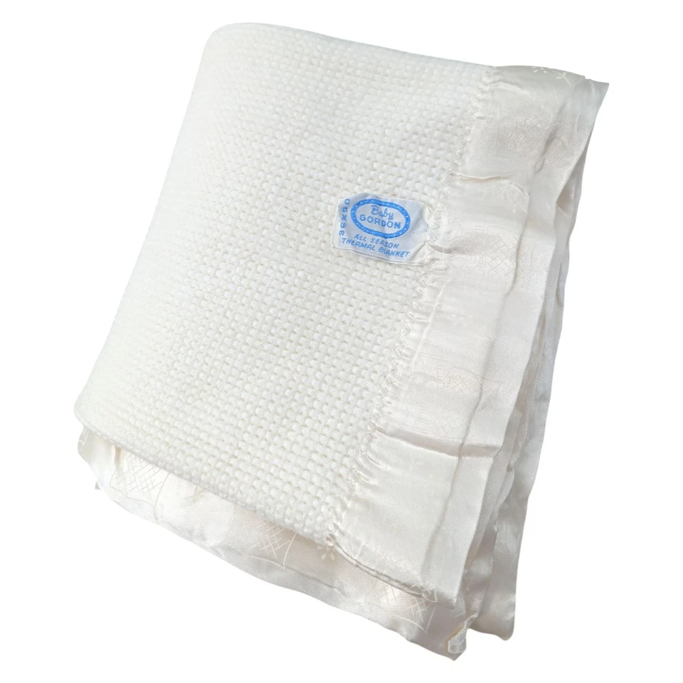 Manta térmica tejida gofre Baby Gordon de colección con adornos de nailon Orlon blanco roto Foto 3 de 4