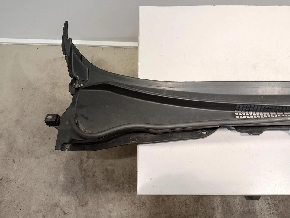 Subaru Impreza GH orig Windlauf Schmutzabweiser Bj 2010 91411FG010 - Bild 3 von 4