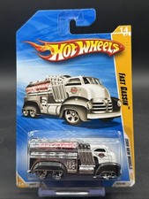 2009 Hot Wheels FAST GASSIN silver white New Models 14/42 very nice super cool