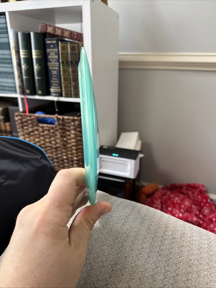 Dynamic Discs Ricky Wysoki 2 X World Champion Raider Glimmer Blue 175g - Image 2 of 3