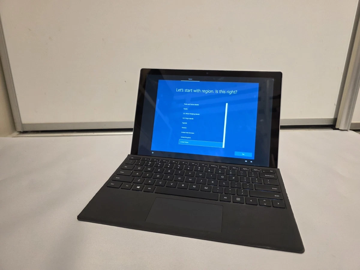 Планшеты и электронные книги Microsoft Surface Pro 5 256 Гб