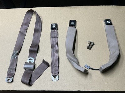 92-96 Ford F-150 F350 40/20/40 BUCKET Seat Seatbelt FEMALE end Buckle CENTURION