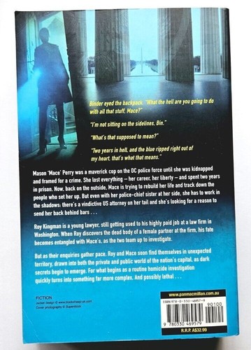 2 x David Baldacco Books Paperback Divine Justice & True Blue S - Picture 6 of 7