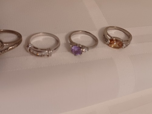 4 lot Beautiful vintage costume ring ALL SIZE 8 - 8 1/2 Silvertone pink purple - Picture 4 of 7