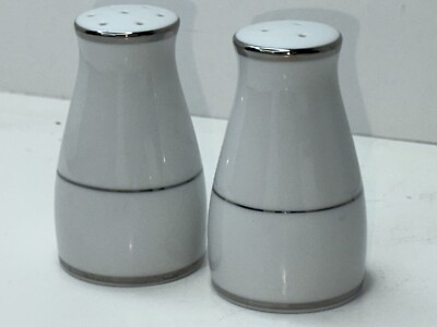 Noritake SPECTRUM #2983 Fine China Salt & Pepper Shaker Shakers Set 1980's