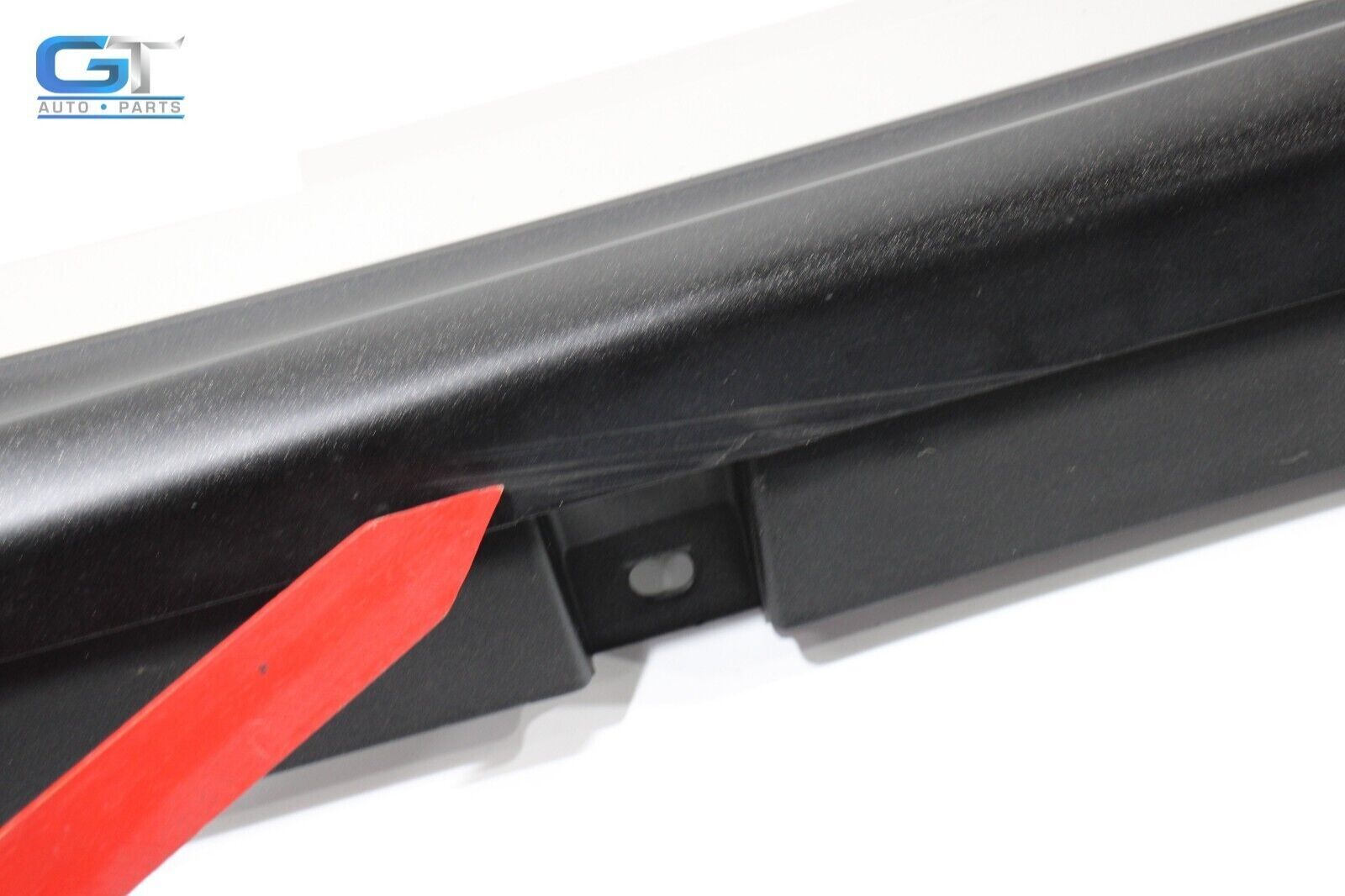 2014 - 2020 MASERATI GHIBLI LEFT DRIVER SIDE SKIRT ROCKER PANEL MOLDING OEM