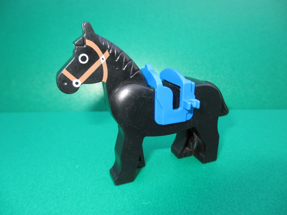 Lego Pferd mit Sattel Rappe schwarz 4493c01 Pony Western Ritter (211122C) - Bild 1 von 1