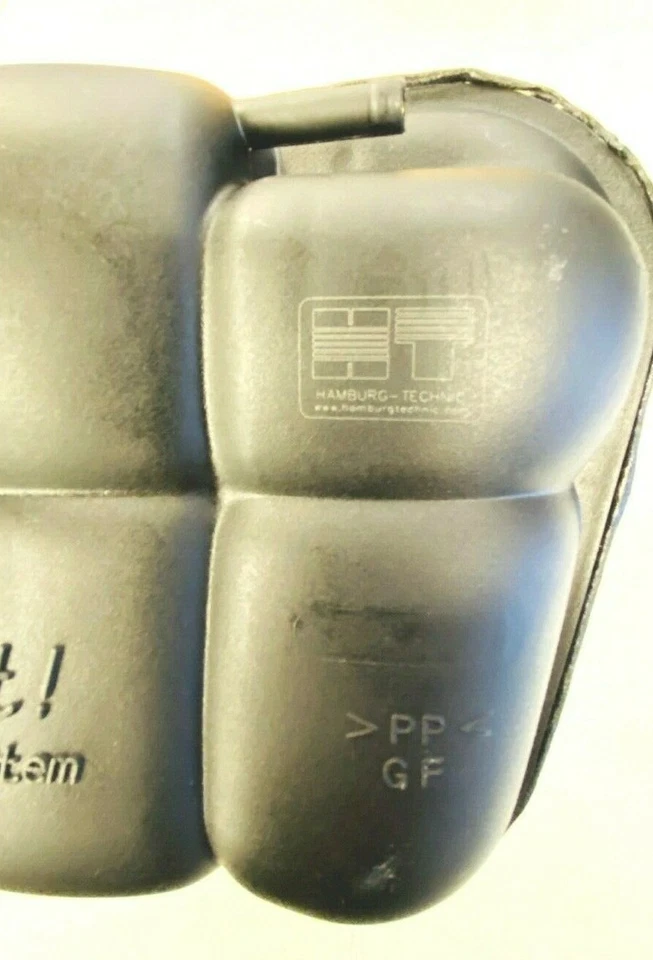 Hamburg-Technic Z49016 NEW Coolant Reservoir MERCEDES-BENZ - Image 4 of 4