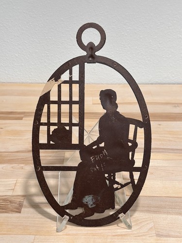 Vintage Syroco Wall Hanging Brown Plaques Colonial Man & Woman in Rocking Chairs - Picture 3 of 7