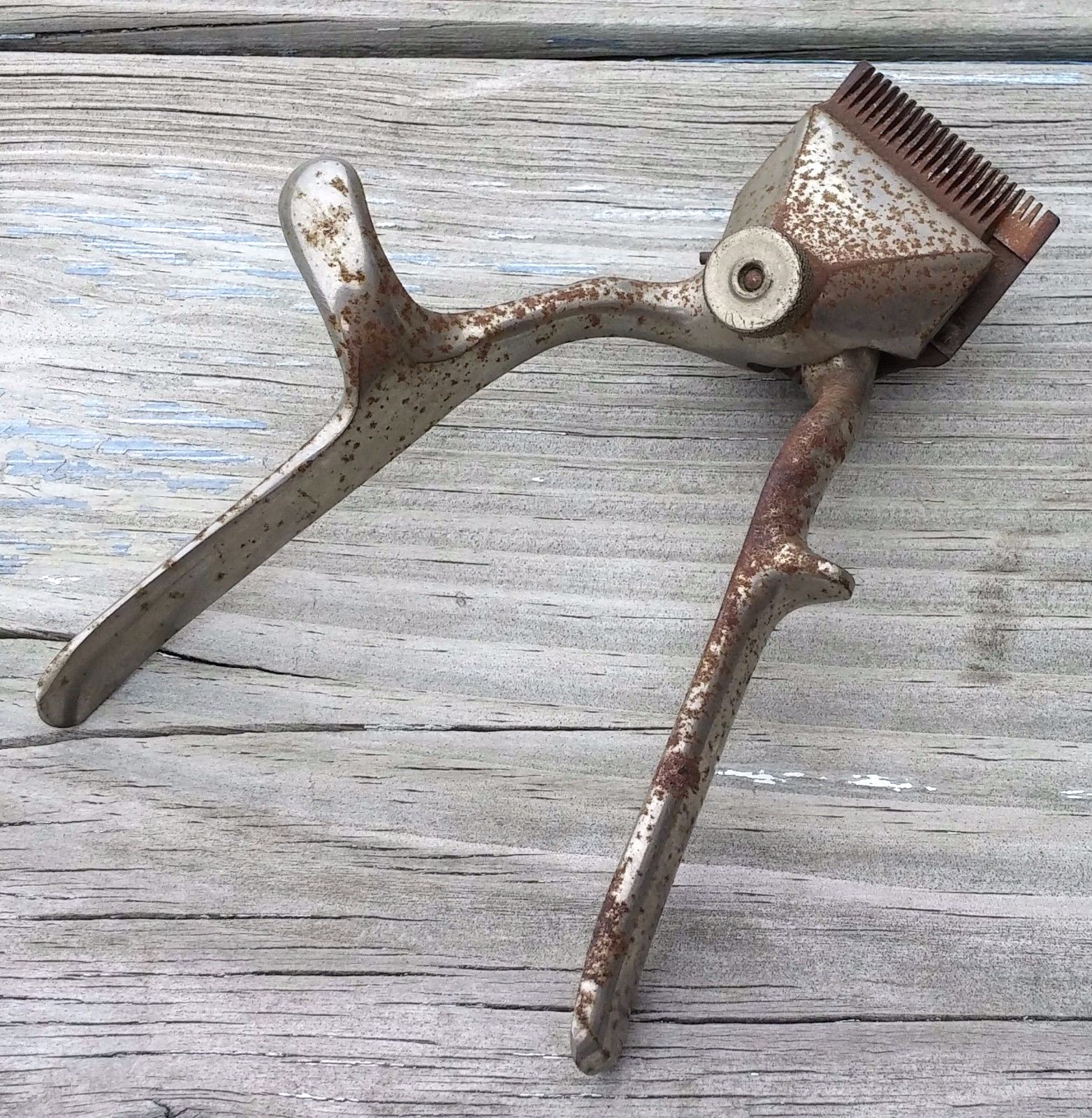 Vintage Hair Trimmers Charm No. 750 Hand Operated Hair Trimmers eBay