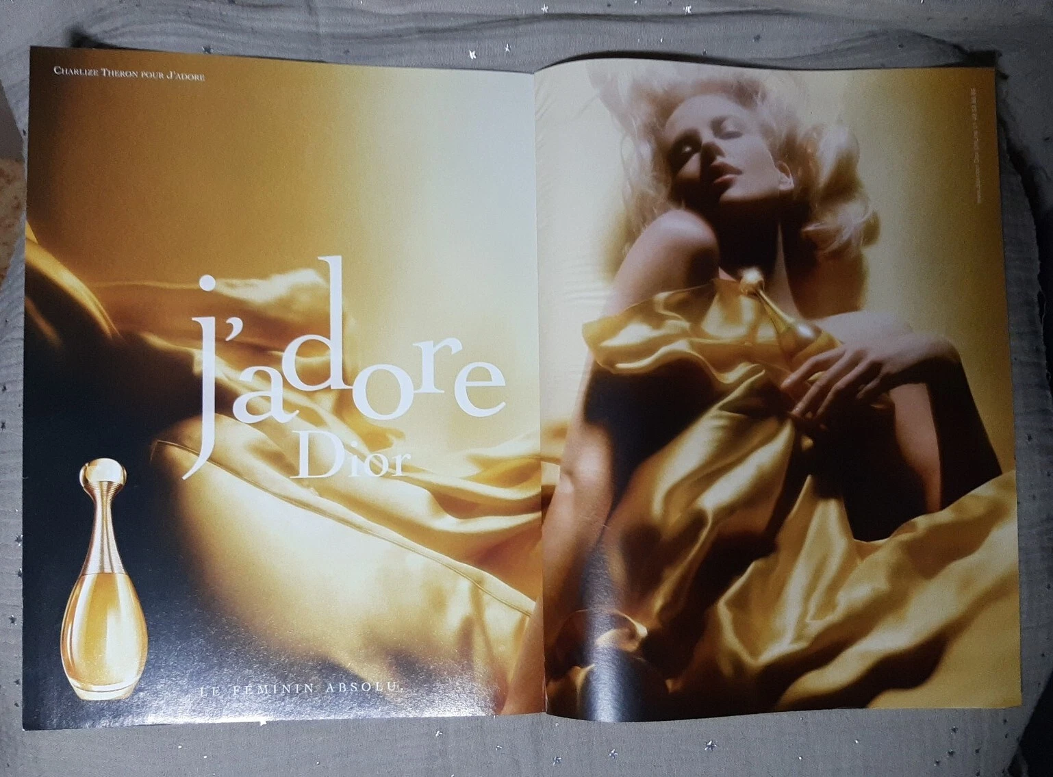 Publicité papier Parfum. Perfume Ad C. Dior J'adore de 2004