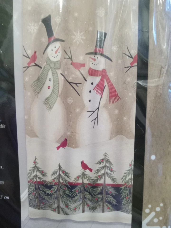 Avanti Muñecos de Nieve Altos con Cardenales y Pinos 72 x72 Tela Cortina de Ducha NUEVO Foto 3 de 4