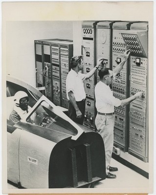 Elektronischer Cockpit-Simulator eines Flugzeugs Labor RCA Burlington USA