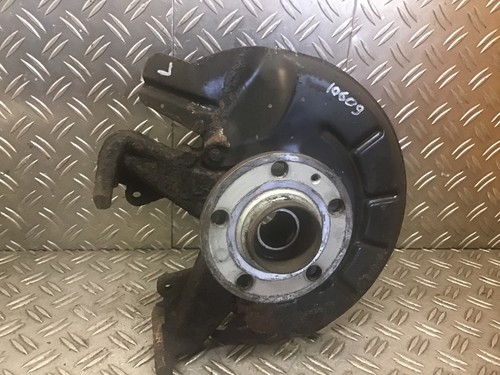 482829 Radlagergehäuse links vorne / Achsschenkel VW Polo IV (9N)