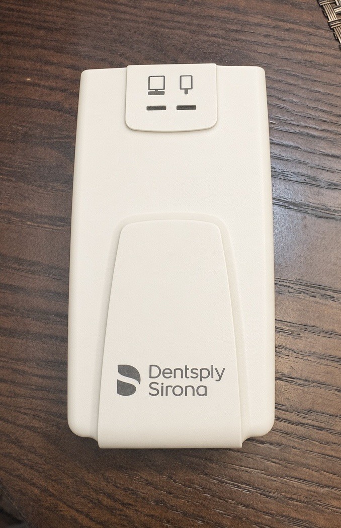 Dentsply Sirona Schick 3.0 interface box.