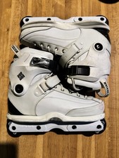 USD Carbon 3 Aggressive Inline Skates Size 9.5 New Frames And Wheels Rare