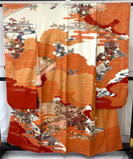 Japanese Vintage Kimono Furisode silk Red Expensive Embroidery Height 60 in