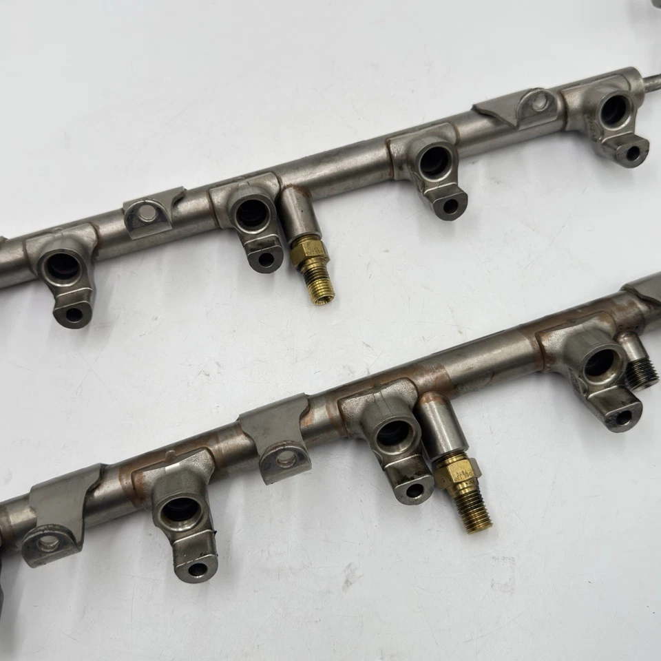 06-10 Par de rieles inyectores de combustible Audi S6 S8 5,2 L V10 07L133315A 07L133316A PROBADO Foto 3 de 4