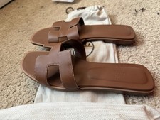 Hermès Brown Leather Slip-On Flat Sandals Women's Comfort Logo Accent