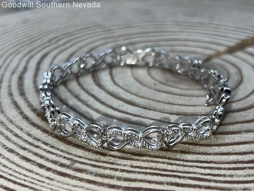7.25" Heart Chain Bracelet