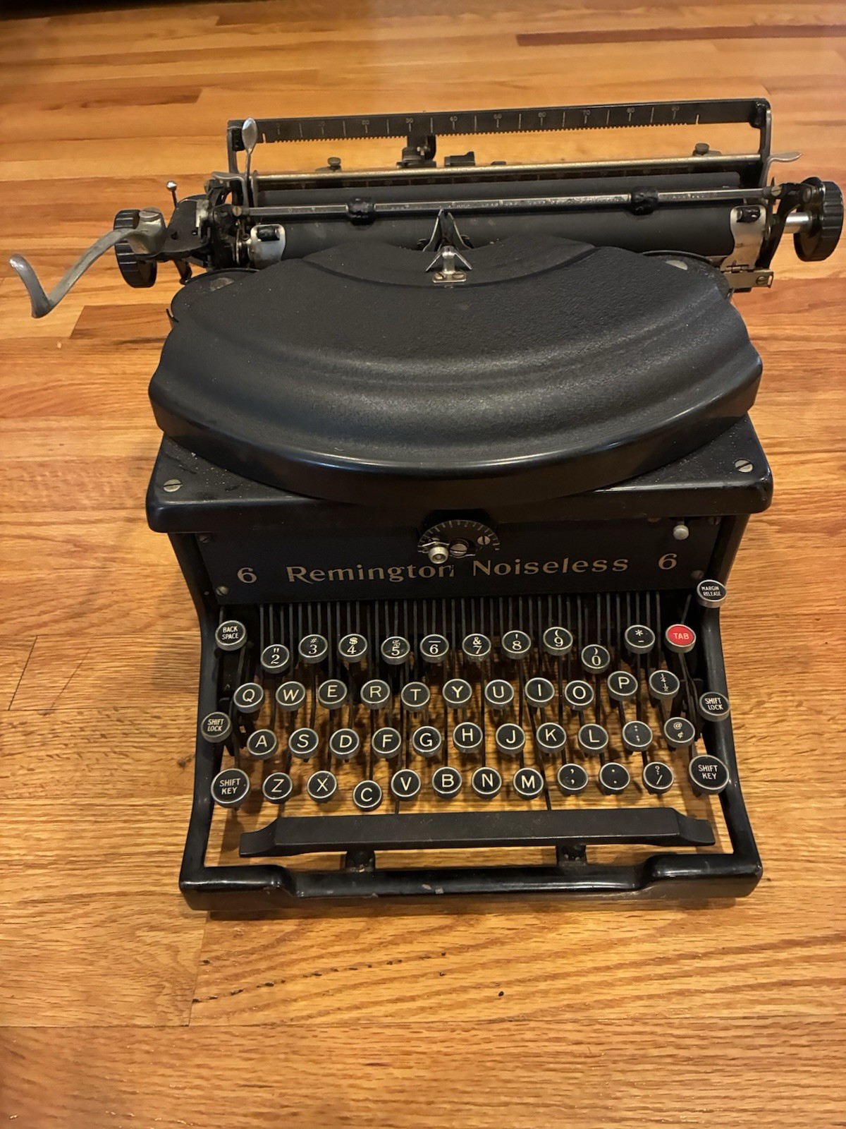 ANTIQUE REMINGTON NOISELESS #6 TYPEWRITER "REBUILT AT REMINGTON NOISELES FACTORY