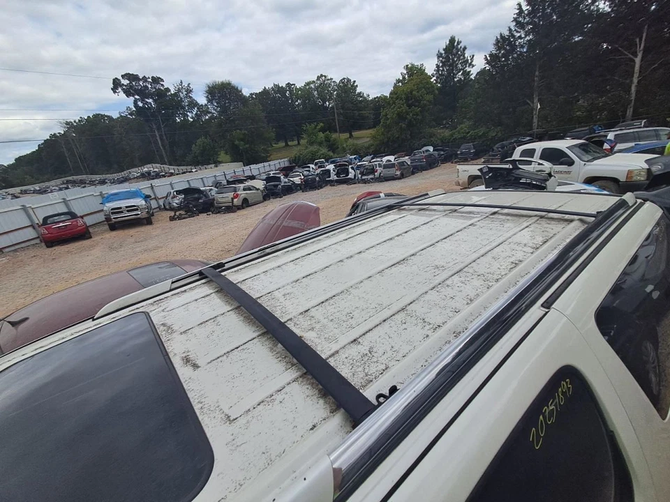 Fuse Box Engine Fits 10-14 ESCALADE 2572485 - Изображение 4 из 4