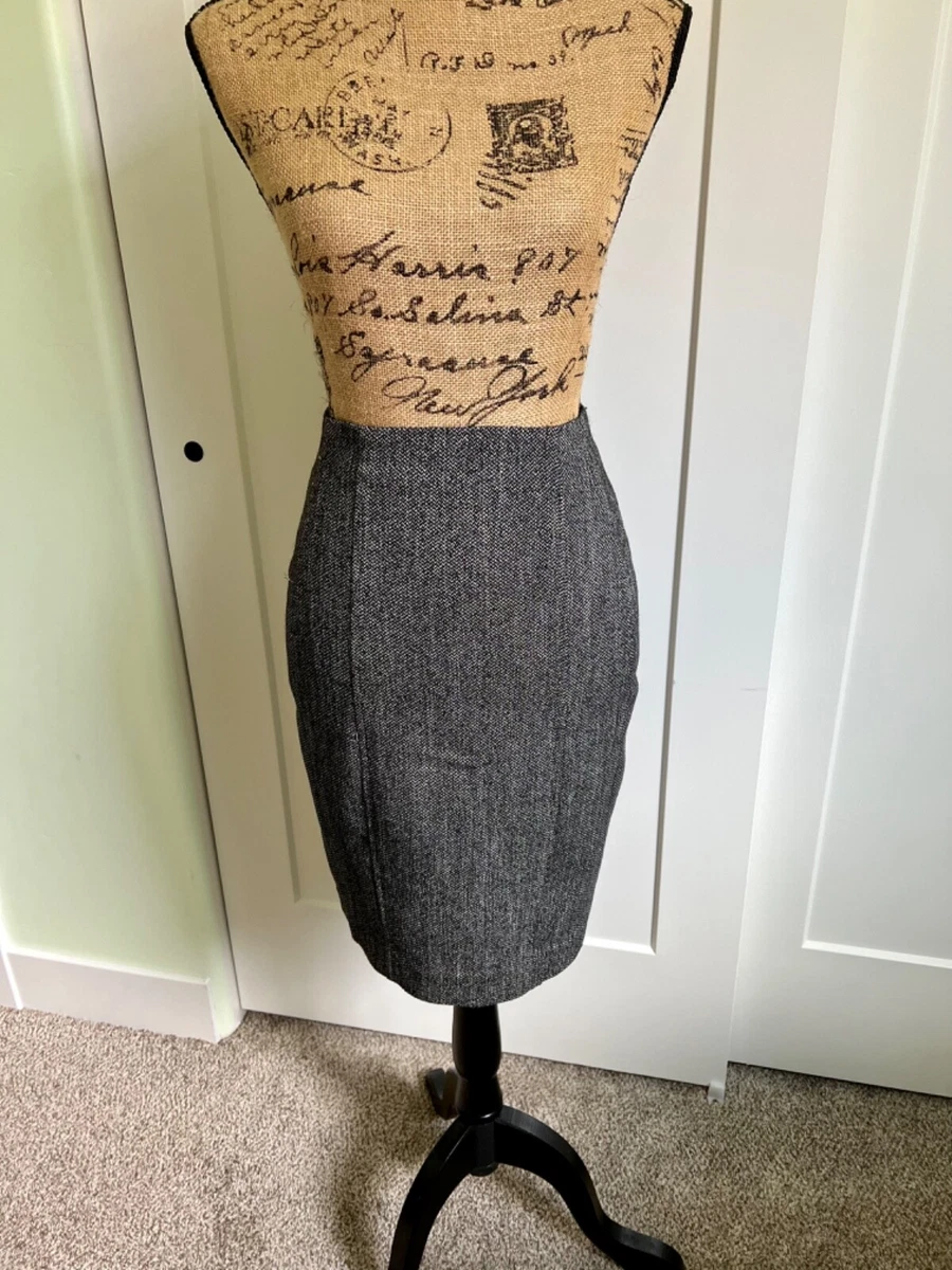 Express Knee Length Tweed Look Pencil Skirt Size 0 Business Wear Zip Back