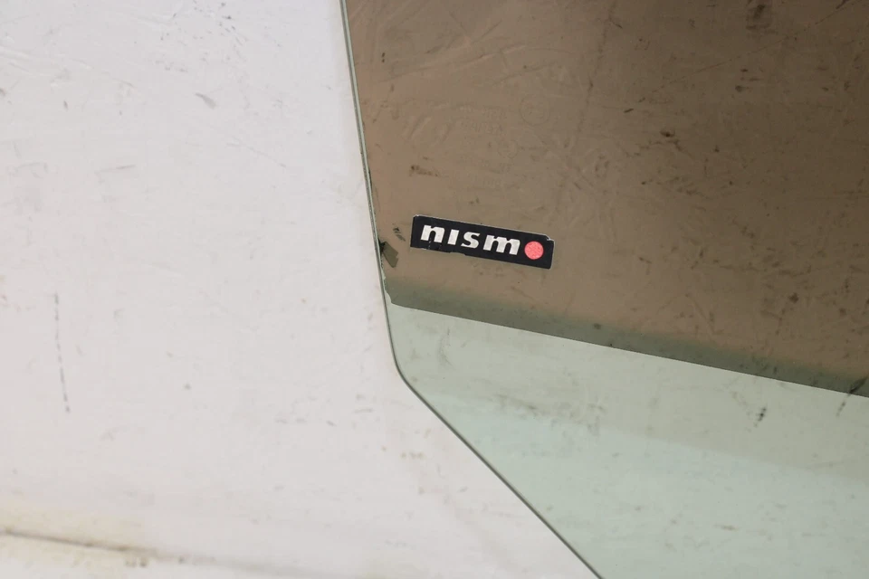 Оригинальное стекло для правой двери купе Nissan 350Z 2003-2008 годов выпуска HO100 - Изображение 3 из 4