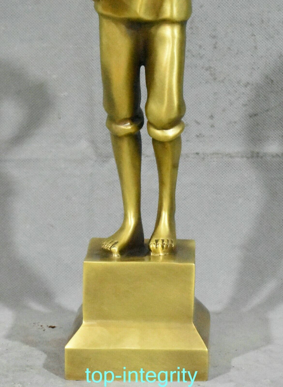 Foto 4 di 12