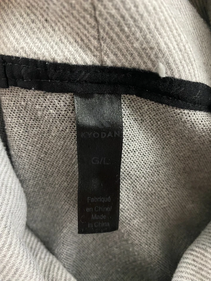 Suéter activo Kyodan para mujer gris talla grande cuello tortuga agujero para el pulgar Foto 2 de 4