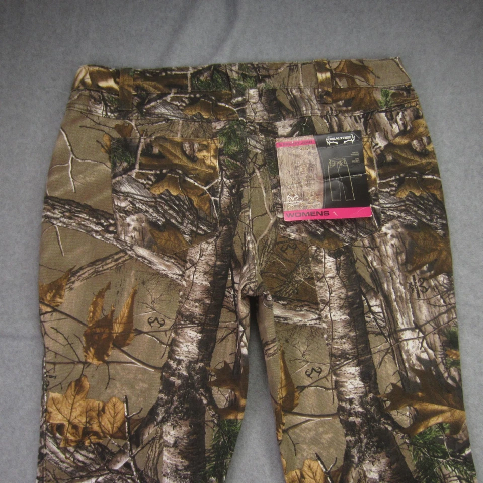 Realtree Jeans Womens 18 Camouflage Xtra 5 Pocket Hunting Outdoor - Image 4 of 4