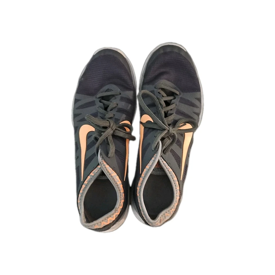 Three Pairs Of Gently Used Nike Sneakers Pink Flywire & Lime Coral Flex Supremes - Image 2 of 4