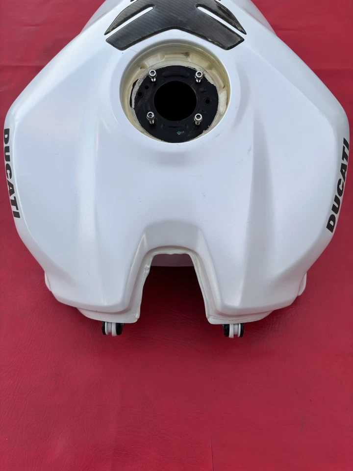 Tanque de combustible 13-15 16-19 Ducati Panigale 899/959 blanco ártico limpio bonito sin óxido Foto 2 de 4