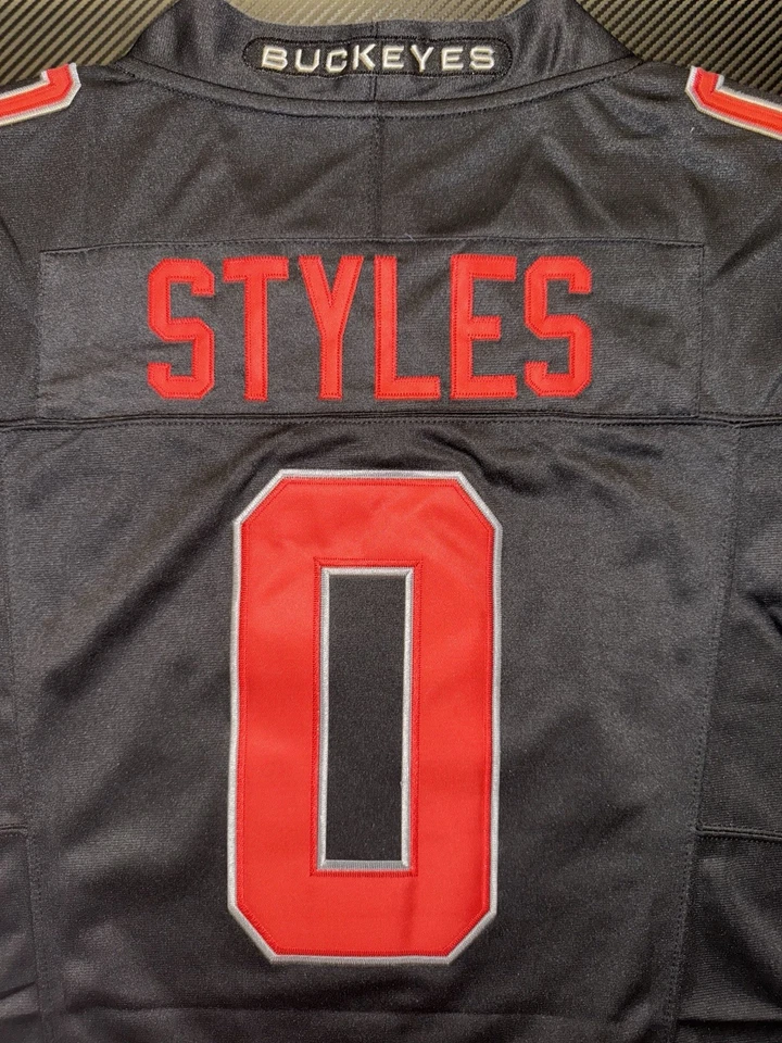 Camiseta Sonny Styles Negra 'Block O' Ohio State OSU Buckeyes Cosida 0 FUSIBLE Foto 4 de 4