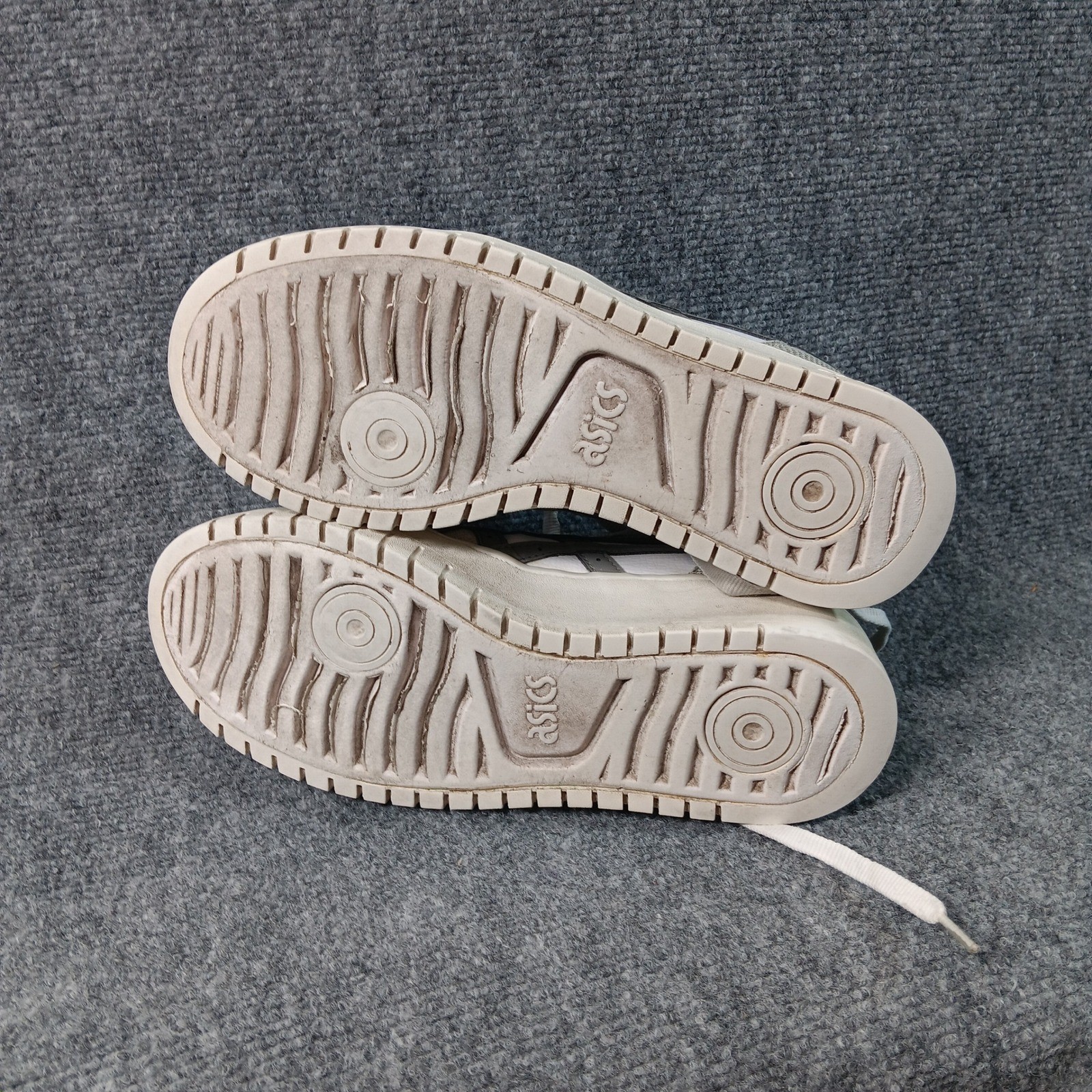 ASICS Low Top Sneakers White Grey Lace Up Athletic Shoes US 8.5 EU 40 UK 6.5 thumbnail 13