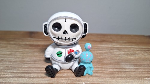 FURRYBONES Cosmos the Astronaut Figurine Skull in Costume New FREE SHIPPING - Picture 1 of 5