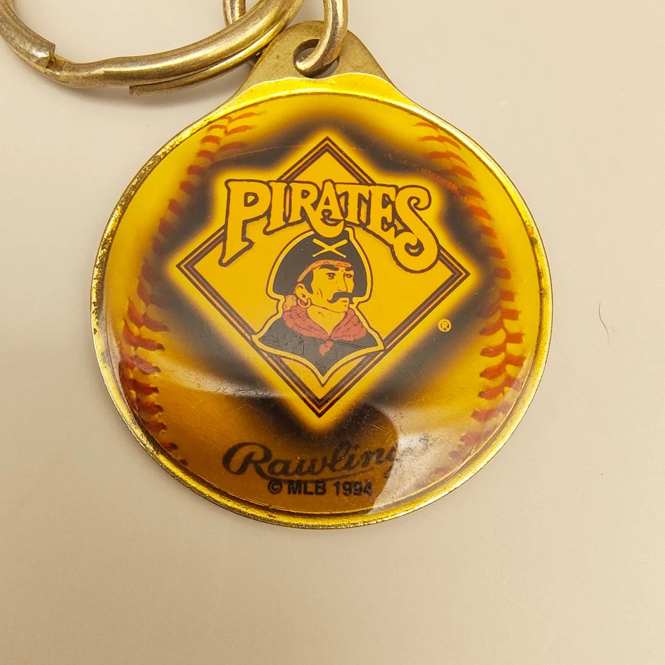 Vintage Pittsburgh Pirates Keychain Pin Set Baseball Home Plate Wincraft 1994 - Image 2 of 4